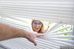 IKnowThatGirl Kimmy Fabel Curvy Chick Does Her Stepbrother - 2000px - 105x_23322790