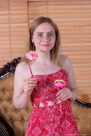 Original 2000 px/ 3000 px