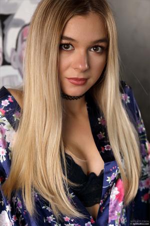 Original 2667 px/ 4000 px