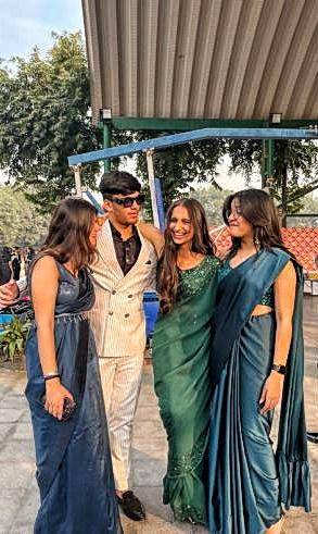 Original 293 px/ 491 px