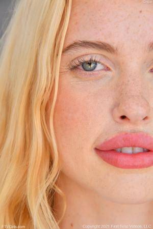 Original 3280 px/ 4928 px