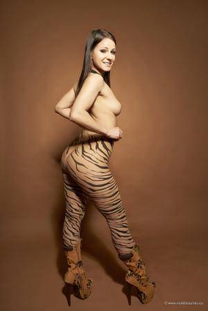 Original 3337 px/ 5000 px