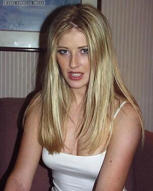 Original 546 px/ 683 px