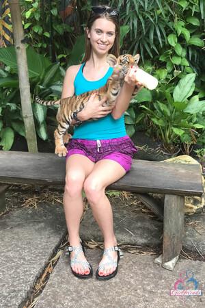 Original 2000 px/ 3000 px