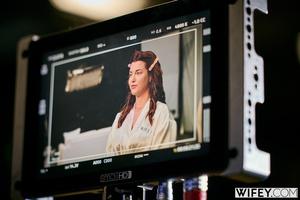 Original 2999 px/ 2000 px