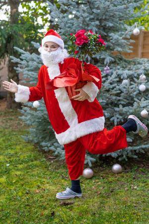 Original 5000 px/ 7500 px