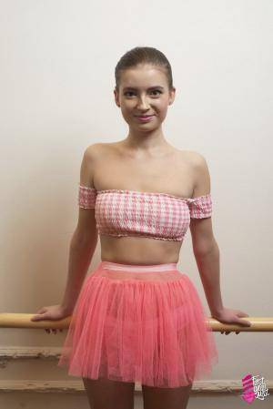 Original 854 px/ 1280 px