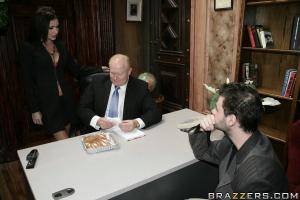 Original 900 px/ 600 px