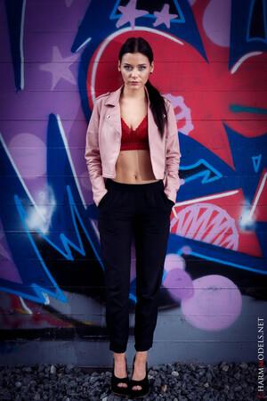 Original 3573 px/ 5359 px