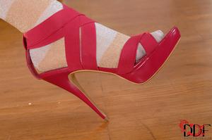 Original 2000 px/ 1328 px