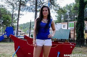 Original 2000 px/ 1325 px