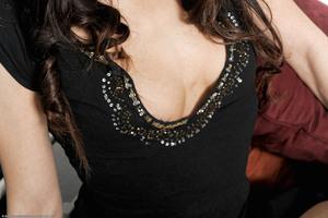 Original 1600 px/ 1064 px