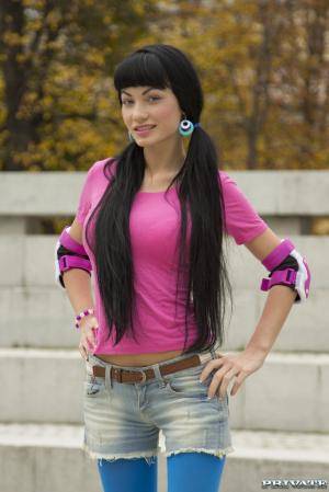 Original 1067 px/ 1600 px