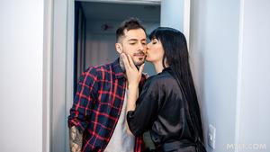 Original 1620 px/ 911 px