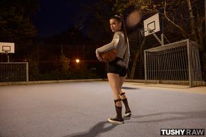 Original 2999 px/ 2000 px