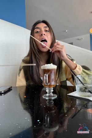 Original 2000 px/ 3000 px