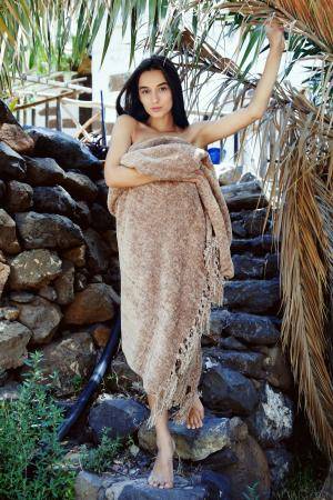 Original 1365 px/ 2048 px