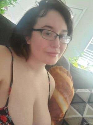 Original 2208 px/ 2944 px