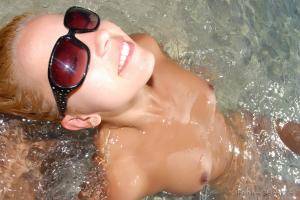 Original 3072 px/ 2056 px