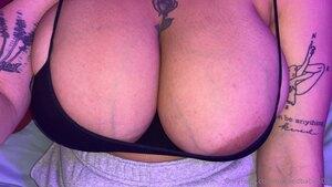 Original 2208 px/ 1244 px