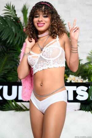 Original 1280 px/ 1920 px