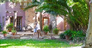 Original 5000 px/ 2637 px