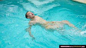 Original 2500 px/ 1406 px