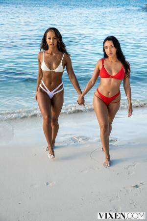 Original 2000 px/ 3000 px