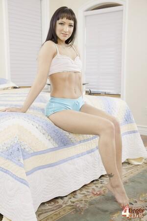 Original 681 px/ 1024 px