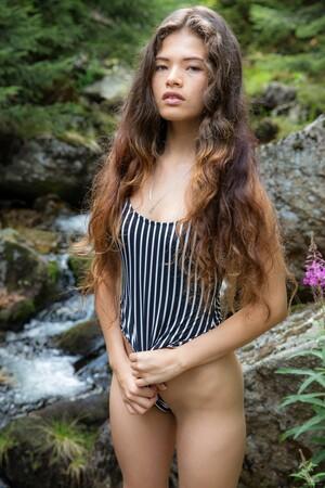 Original 2560 px/ 3840 px