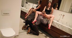 Original 5000 px/ 2637 px