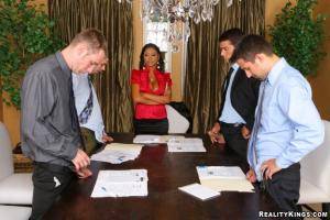 Original 765 px/ 510 px