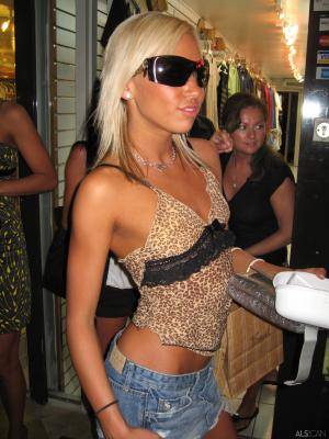 Original 2304 px/ 3072 px