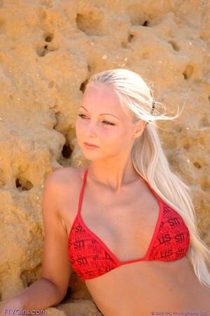 Original 712 px/ 1072 px