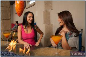 Original 850 px/ 571 px