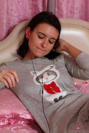 Original 854 px/ 1280 px