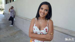 Original 3265 px/ 1837 px