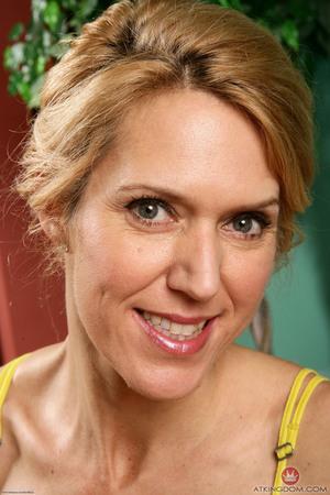 Original 1999 px/ 3000 px