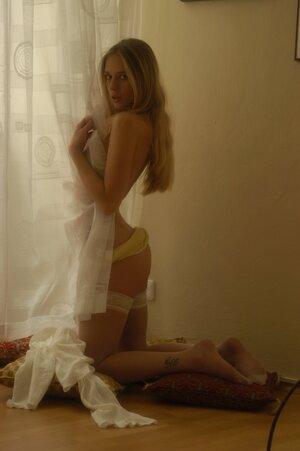 Original 997 px/ 1500 px