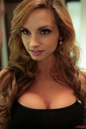 Original 3840 px/ 5760 px