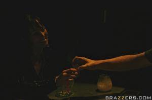 Original 900 px/ 599 px