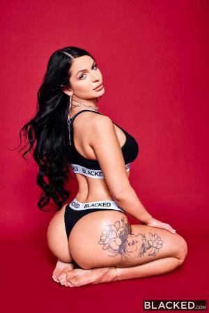 Original 2000 px/ 2999 px