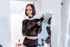 Original 8192 px/ 5464 px