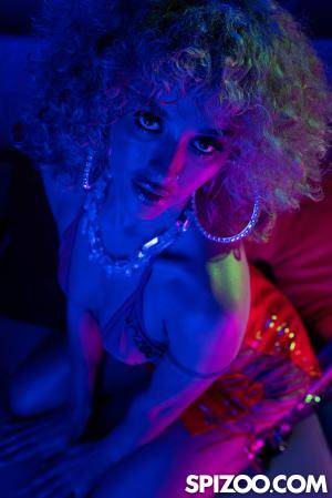 Original 1467 px/ 2200 px