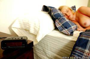 Original 900 px/ 599 px