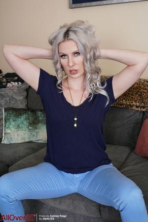 Original 3202 px/ 4800 px