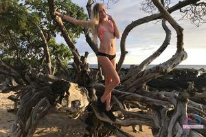 Original 3000 px/ 2000 px