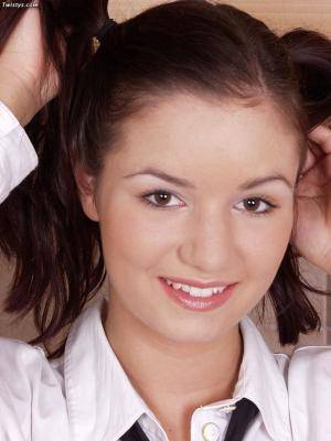 Original 691 px/ 922 px