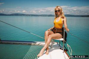 Original 3000 px/ 2000 px