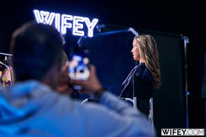 Original 2999 px/ 2000 px